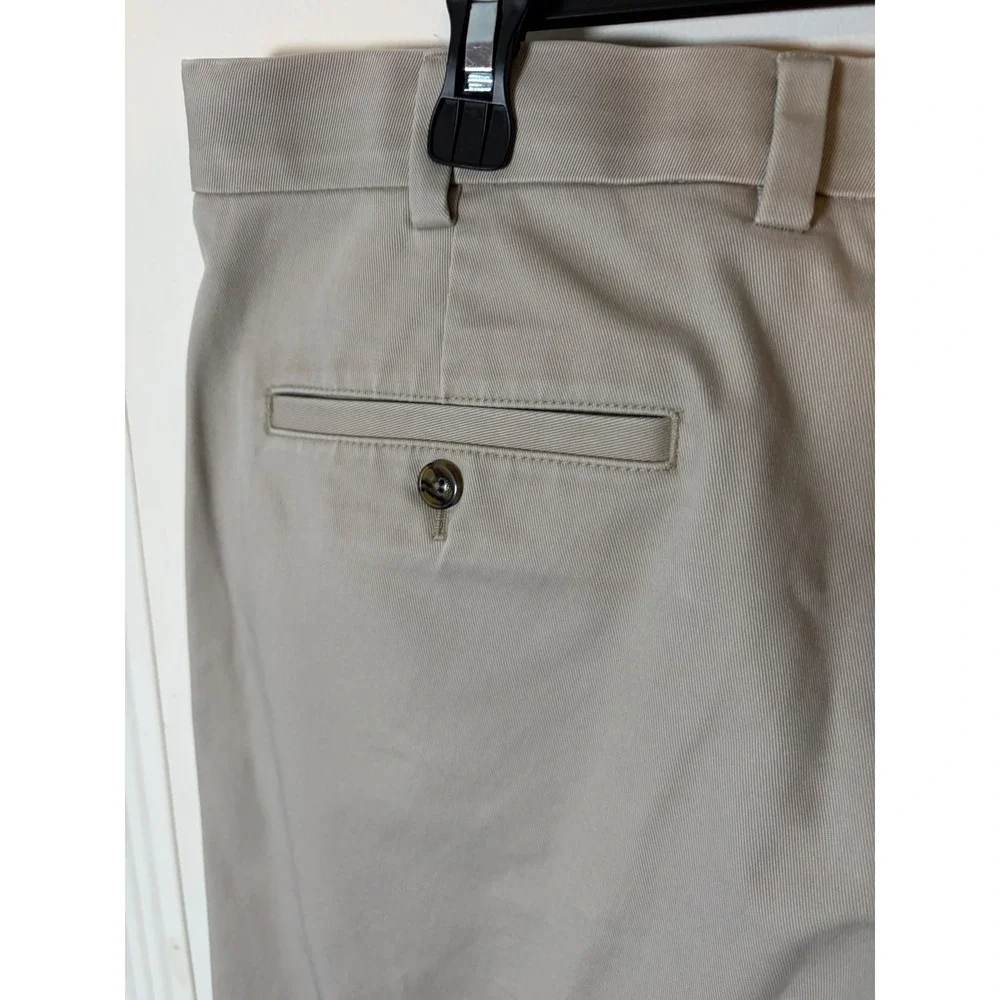 Brooks Brothers Advantage Chino Clark  Fit Khaki Pants Mens 38 x 29 Cotton Blend